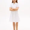 Abito a camicia con ricami e occhielli per bambina