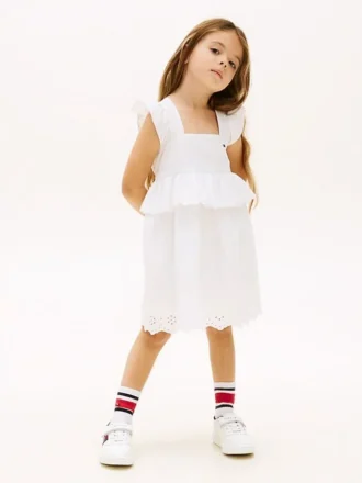 Abito da bambina con volant e ricami
