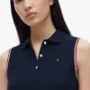 Abito polo senza maniche in piqué elasticizzato Abito polo senza maniche in piqué elasticizzato