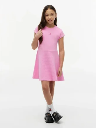 Abito skater con logo bandiera tono su tono per bambina