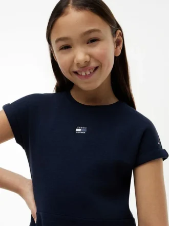 Abito skater con logo bandiera tono su tono per bambina