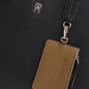 Borsa a tracolla con logo monogramma Borsa a tracolla con logo monogramma