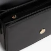 Borsa a tracolla con patta e monogramma lucido