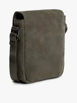 Borsa a tracolla con patta in pelle scamosciata