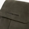 Borsa a tracolla con patta in pelle scamosciata