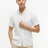 Camicia a maniche corte in misto lino, vestibilità regolare per pantaloncini Camicia a maniche corte in misto lino, vestibilità regolare per pantaloncini