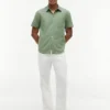 Camicia a maniche corte in misto lino, vestibilità regolare per pantaloncini Camicia a maniche corte in misto lino, vestibilità regolare per pantaloncini