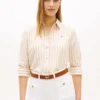 Camicia a righe in misto lino dalla vestibilità comoda Camicia a righe in misto lino dalla vestibilità comoda