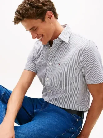 Camicia a righe in seersucker dalla vestibilità regolare