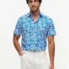 Camicia con stampa foglie di palma e effetto carta Camicia con stampa foglie di palma e effetto carta