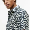 Camicia con stampa foglie di palma e effetto carta Camicia con stampa foglie di palma e effetto carta