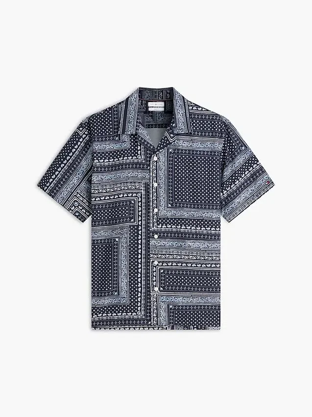 Camicia da campo patchwork bandana dal taglio classico Camicia da campo patchwork bandana dal taglio classico