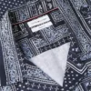 Camicia da campo patchwork bandana dal taglio classico Camicia da campo patchwork bandana dal taglio classico