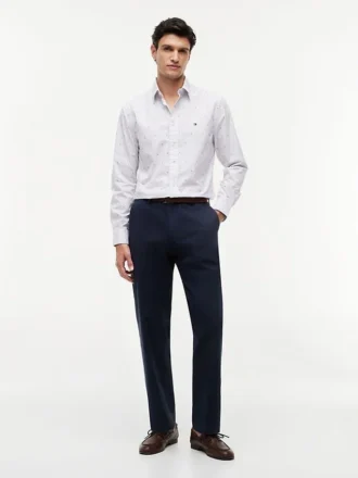 Camicia Fil Coupe a pois su tutta la superficie, vestibilità regolare
