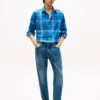 Camicia in cotone fiammato a quadri dal taglio morbido Camicia in cotone fiammato a quadri dal taglio morbido