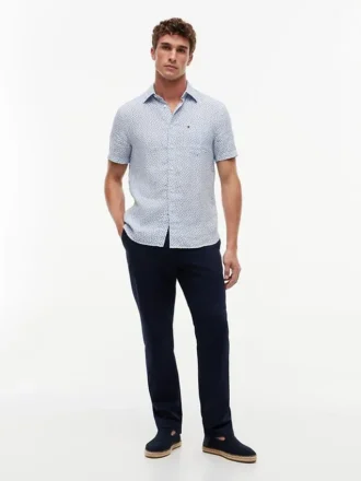 Camicia in lino con stampa velisti, vestibilità regolare