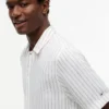 Camicia in misto lino dal taglio morbido New York Label Camicia in misto lino dal taglio morbido New York Label