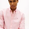 Camicia in misto lino dalla vestibilità regolare Camicia in misto lino dalla vestibilità regolare