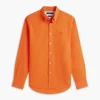 Camicia in misto lino dalla vestibilità regolare Camicia in misto lino dalla vestibilità regolare