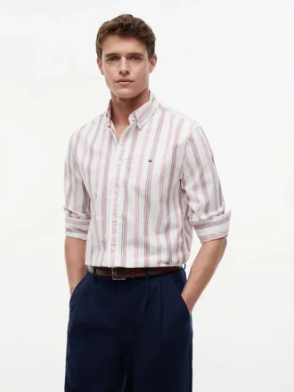 Camicia Oxford elasticizzata a righe, vestibilità regolare