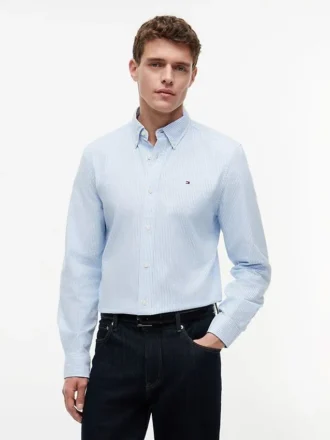 Camicia Oxford elasticizzata a righe, vestibilità regolare