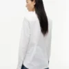 Camicia Oxford elasticizzata dalla vestibilità regolare Camicia Oxford elasticizzata dalla vestibilità regolare