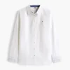 Camicia Oxford elasticizzata dalla vestibilità regolare Camicia Oxford elasticizzata dalla vestibilità regolare