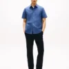Camicia Oxford tinta in capo, vestibilità regolare Camicia Oxford tinta in capo, vestibilità regolare