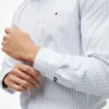 Camicia TH Performance a righe con vestibilità regolare