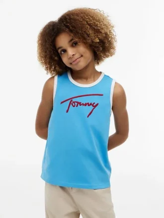 canotta per bambini con logo tommy in stile script 1 3 330x440 - Canotta per bambini con logo Tommy in stile script