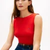 Canotta slim fit a scollo barchetta in maglia a costine Canotta slim fit a scollo barchetta in maglia a costine