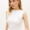 Canotta slim fit a scollo barchetta in maglia a costine Canotta slim fit a scollo barchetta in maglia a costine