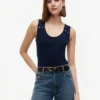 Canotta slim fit in stile nautico con bottoni dorati