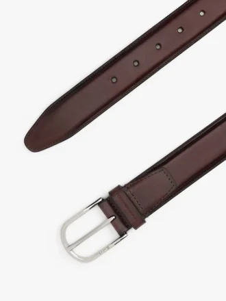 Cintura in pelle con fibbia rotonda