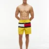 Costume da bagno con logo bandiera da 7″ Costume da bagno con logo bandiera da 7″