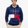 Felpa con cappuccio a blocchi di colore con logo Tommy ricamato