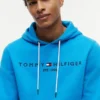 Felpa con cappuccio e logo Tommy ricamato Felpa con cappuccio e logo Tommy ricamato