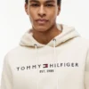 Felpa con cappuccio e logo Tommy ricamato Felpa con cappuccio e logo Tommy ricamato