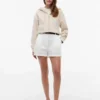 Felpa con cappuccio e zip dal taglio comodo Felpa con cappuccio e zip dal taglio comodo