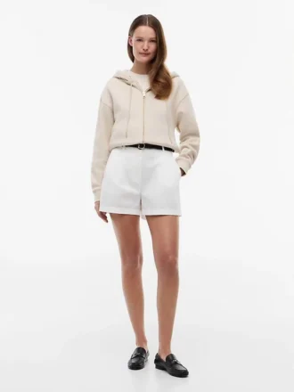 Felpa con cappuccio e zip dal taglio comodo