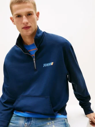 Felpa con logo Tommy Jeans e zip a un quarto