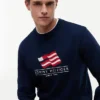 Felpa girocollo con logo bandiera ondulata Felpa girocollo con logo bandiera ondulata