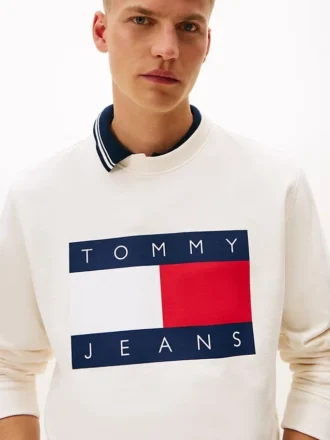 Felpa Tommy Jeans con grande logo bandiera