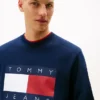 Felpa Tommy Jeans con grande logo bandiera