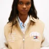 Giacca da college in pelle scamosciata Tommy Jeans Giacca da college in pelle scamosciata Tommy Jeans