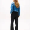 Giacca da donna in denim con lavaggio medio Giacca da donna in denim con lavaggio medio