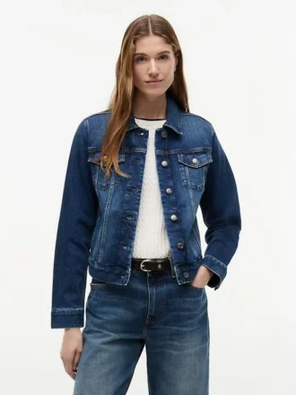 Giacca in denim elasticizzato dal taglio slim con lavaggio scuro Giacca in denim elasticizzato dal taglio slim con lavaggio scuro