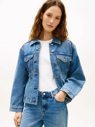 Giacca in denim slavato con vita stretta Giacca in denim slavato con vita stretta