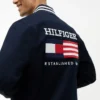 Giacca varsity idrorepellente con logo bandiera Giacca varsity idrorepellente con logo bandiera