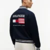 Giacca varsity idrorepellente con logo bandiera Giacca varsity idrorepellente con logo bandiera